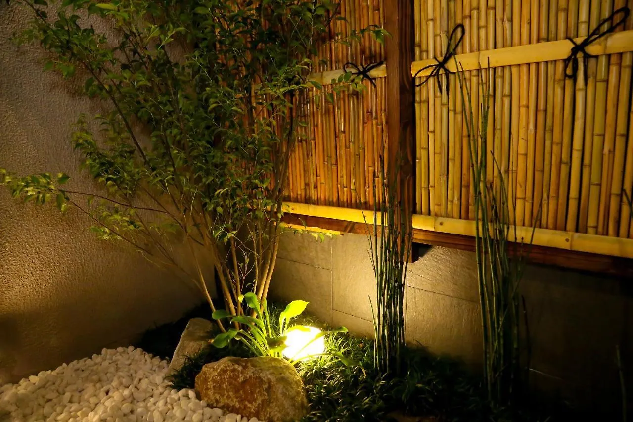 Hosta Toji Sakura Villa Kyoto Tatil Evi